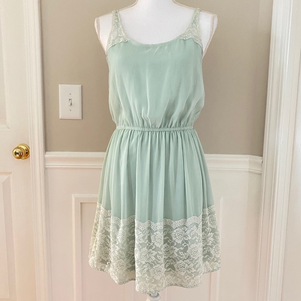 Pale Sea Blue White Lace Sleeveless Summer Dress